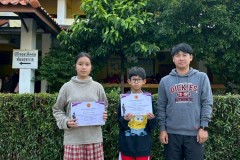 มอบเกียรติบัตรนักเรียนที่แข่งขันทักษะวิชาการ-5