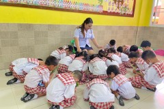 ลูกรักไหว้ครูอนุบาล-2567-2