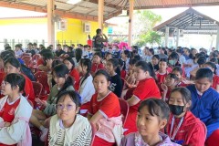 สถานศึกษาปลอดภัยให้ความรู้-หนี-ซ่อน-สู้-99