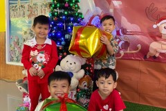 Merry-Christmas-Kindergarten-2024-14