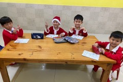 Merry-Christmas-Kindergarten-2024-15