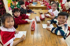 Merry-Christmas-Kindergarten-2024-18