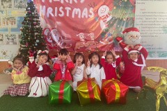 Merry-Christmas-Kindergarten-2024-43