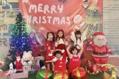 Merry-Christmas-Kindergarten-2024-68