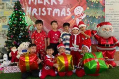 Merry-Christmas-Kindergarten-2024-7