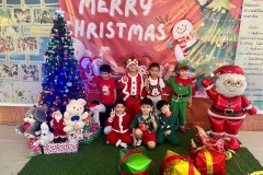Merry-Christmas-Kindergarten-2024-75