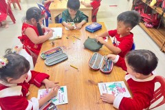 Merry-Christmas-Kindergarten-2024-78