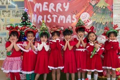 Merry-Christmas-Kindergarten-2024-89